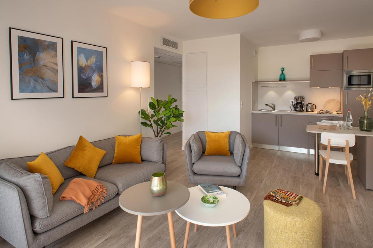 Residence Services Seniors Domitys Les Eaux Vives Digne-les-Bains Dış mekan fotoğraf