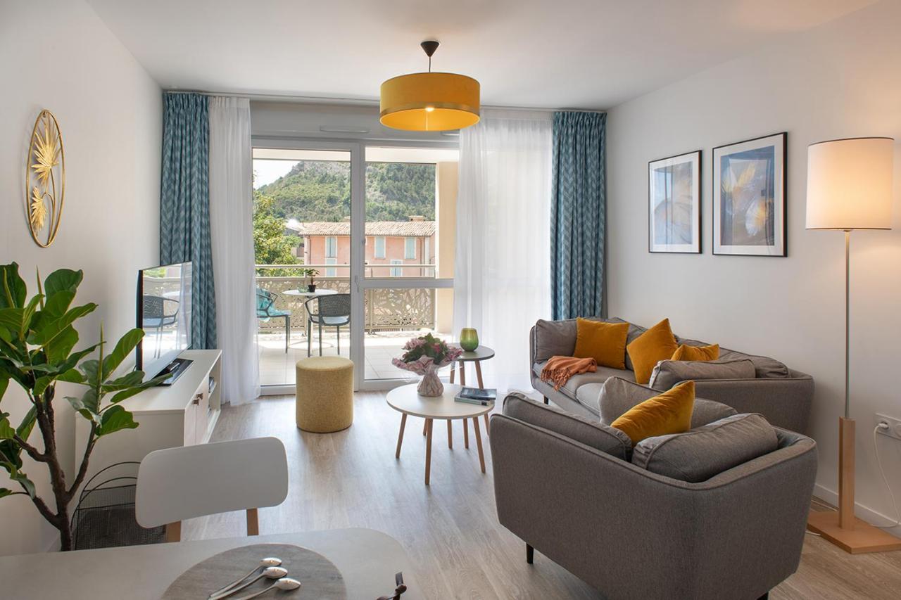 Residence Services Seniors Domitys Les Eaux Vives Digne-les-Bains Dış mekan fotoğraf